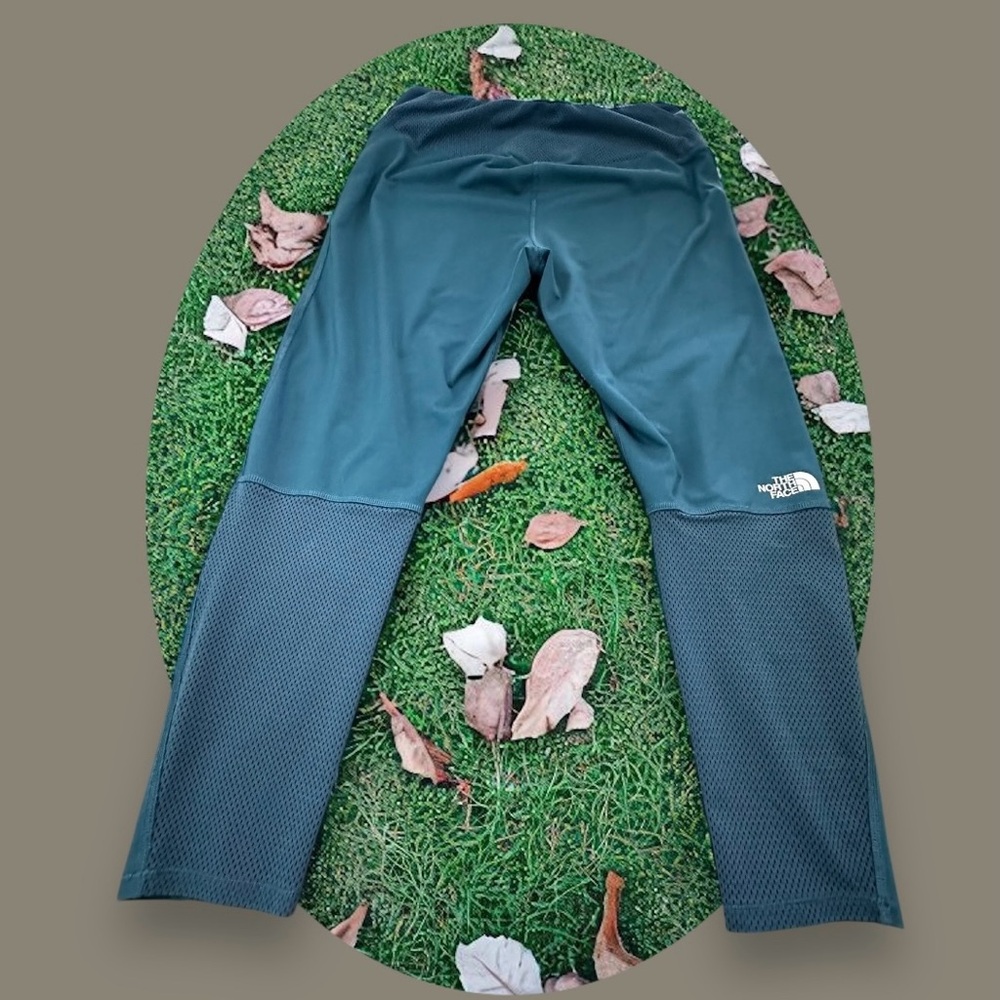 North Face Leggings. Bluish/Teal. Size: XL